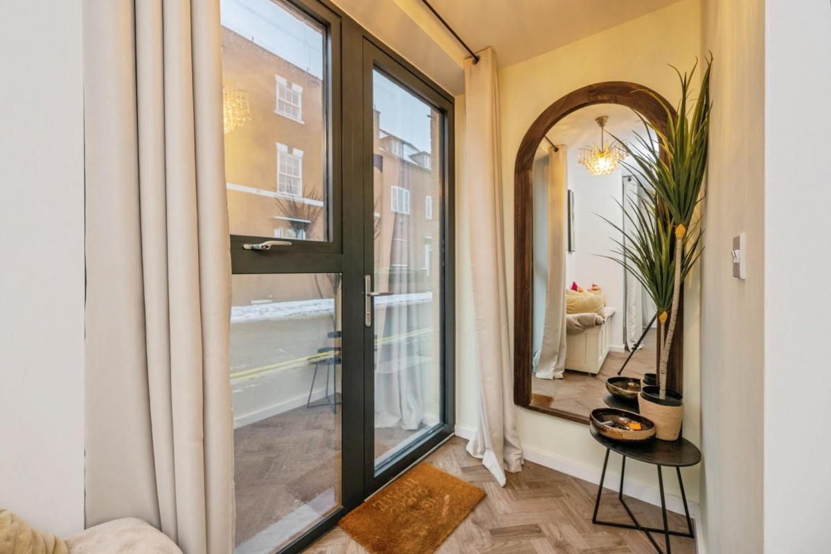 Beaconsfield House, Sandford Street, Lichfield