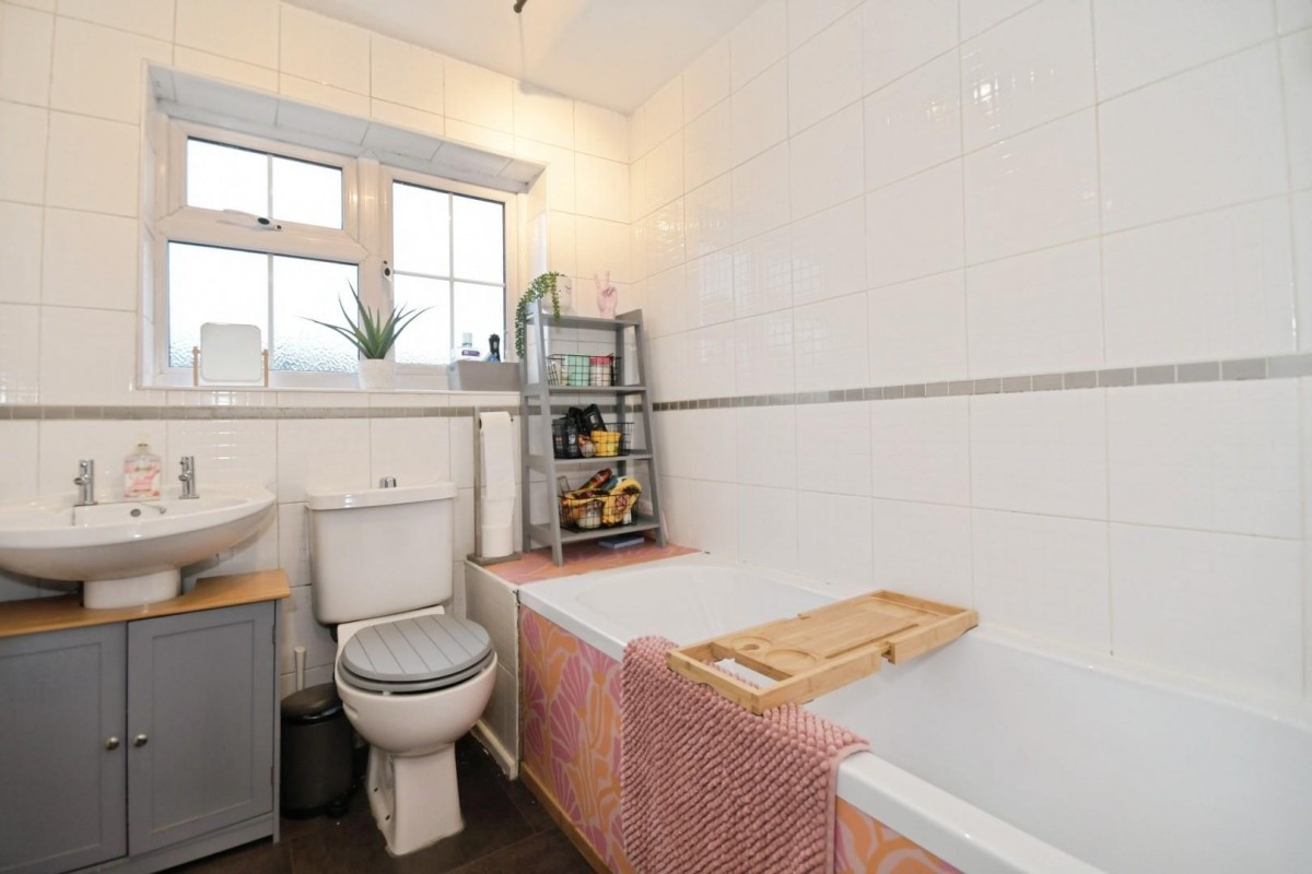 Central Street, Hasland, Chesterfield, S41 0SE