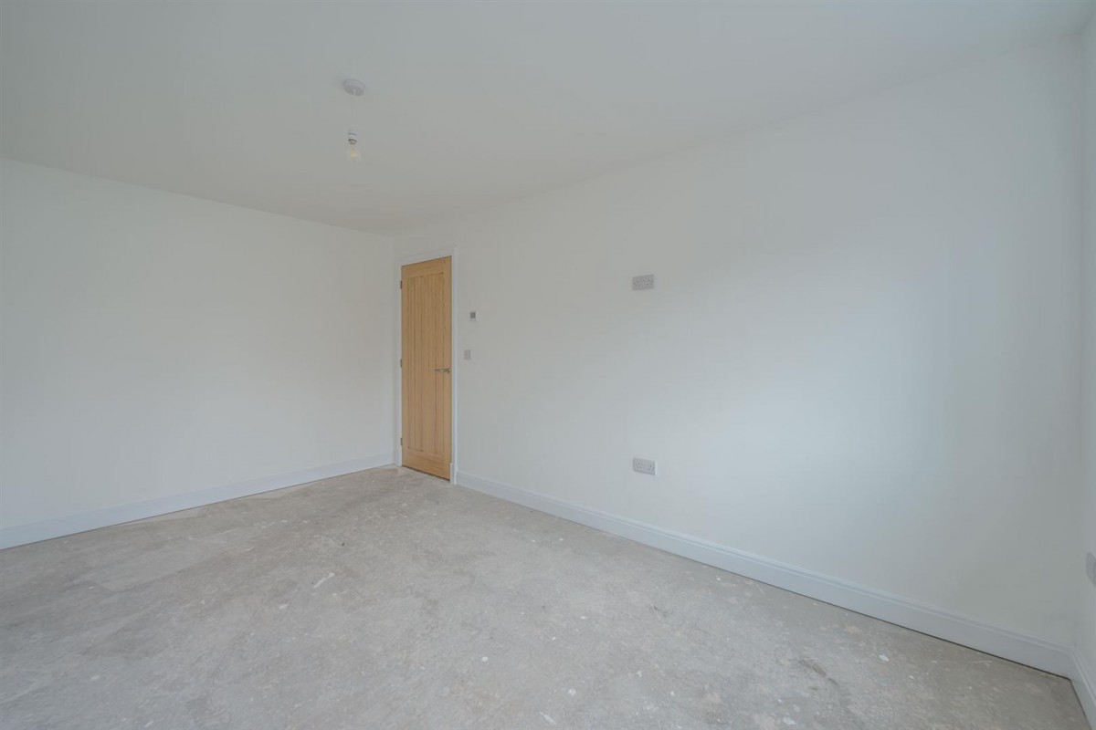 Richmond Park, Kingswinford, DY6 9AA