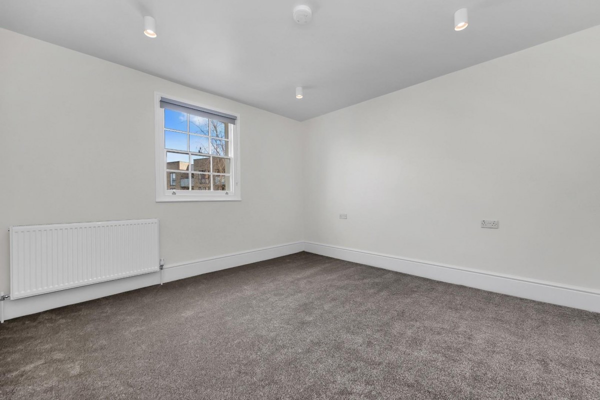 New Cross Road, London, SE14