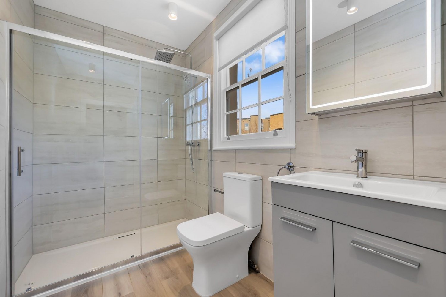 New Cross Road, London, SE14