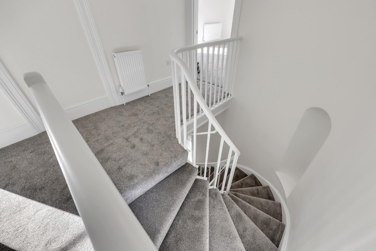 New Cross Road, London, SE14