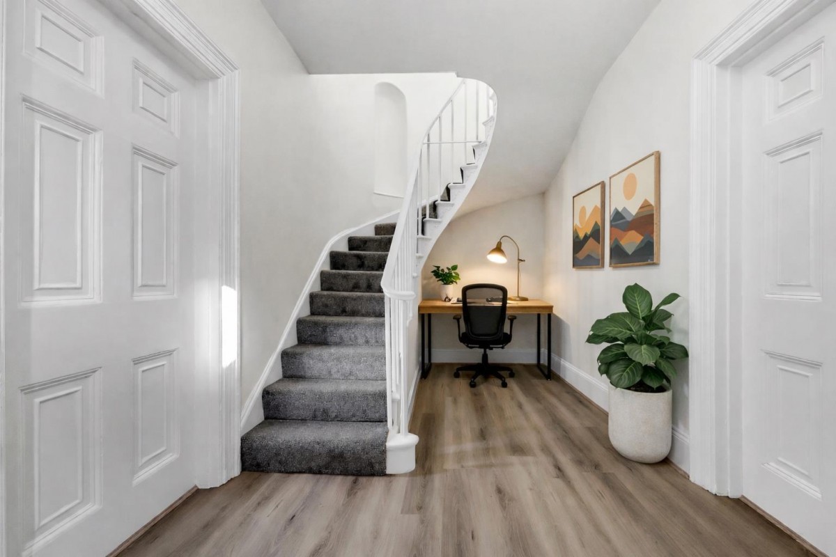 New Cross Road, London, SE14