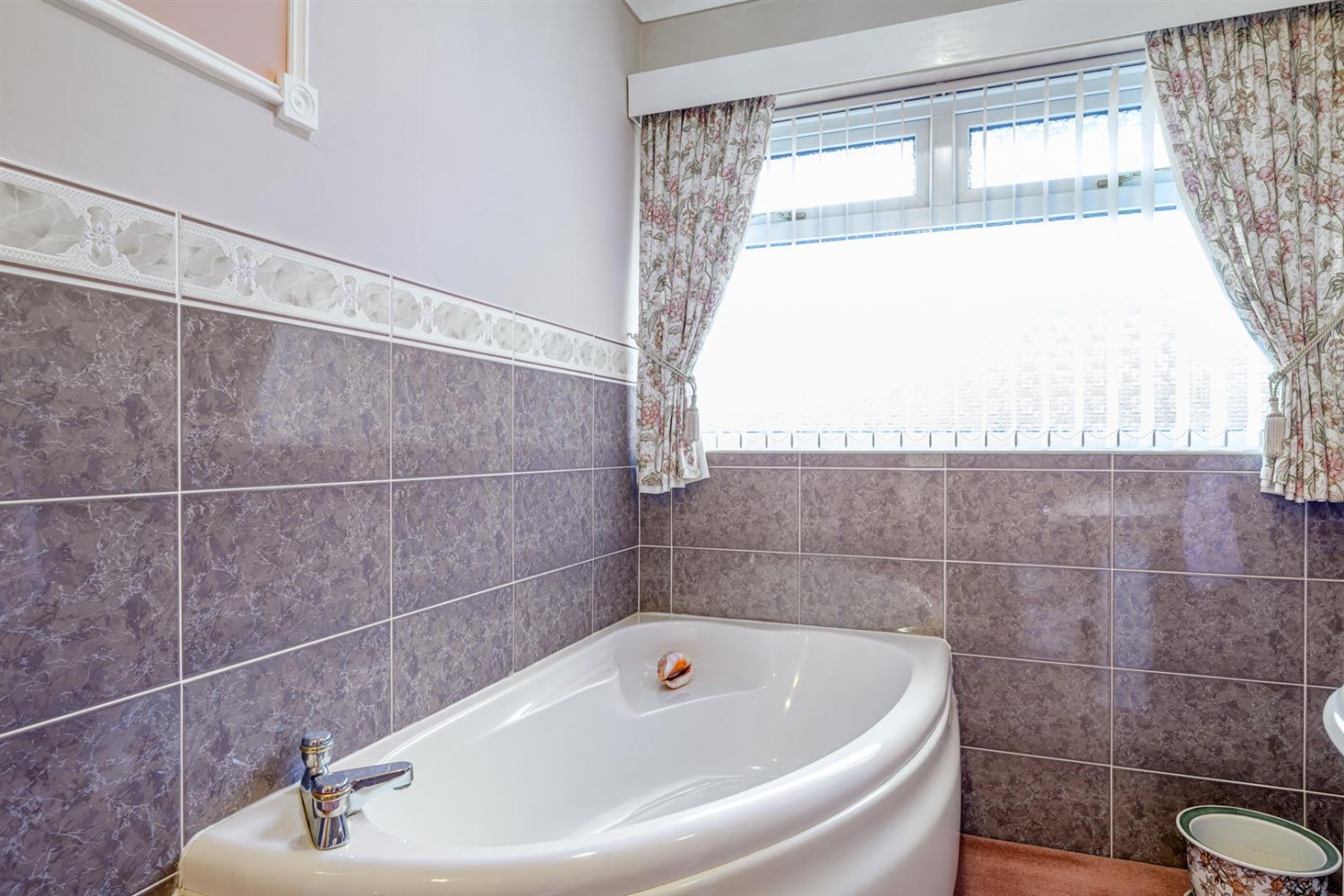 Meadows Reach, Pedmore Lane, Stourbridge, DY9 0SY