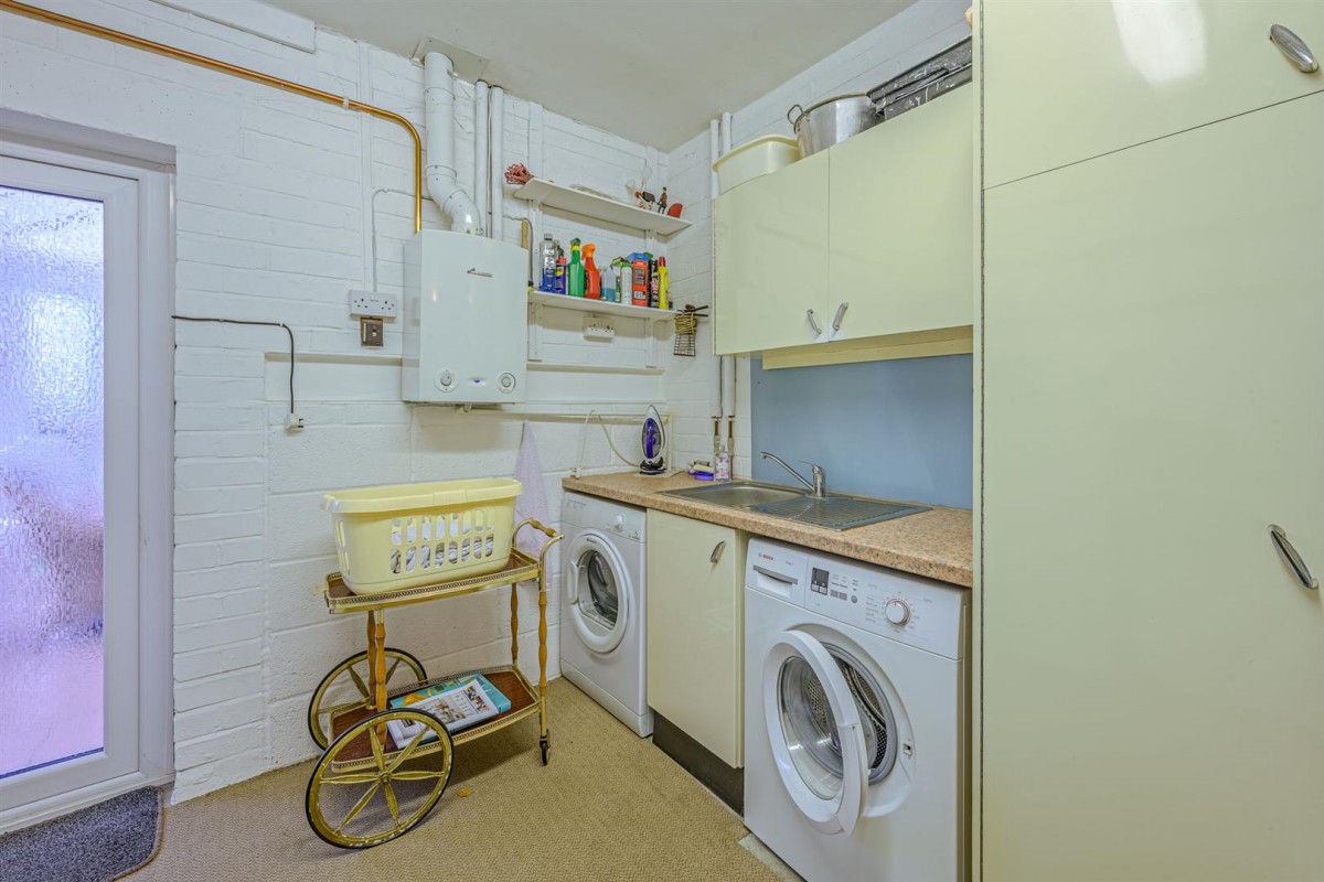 Meadows Reach, Pedmore Lane, Stourbridge, DY9 0SY