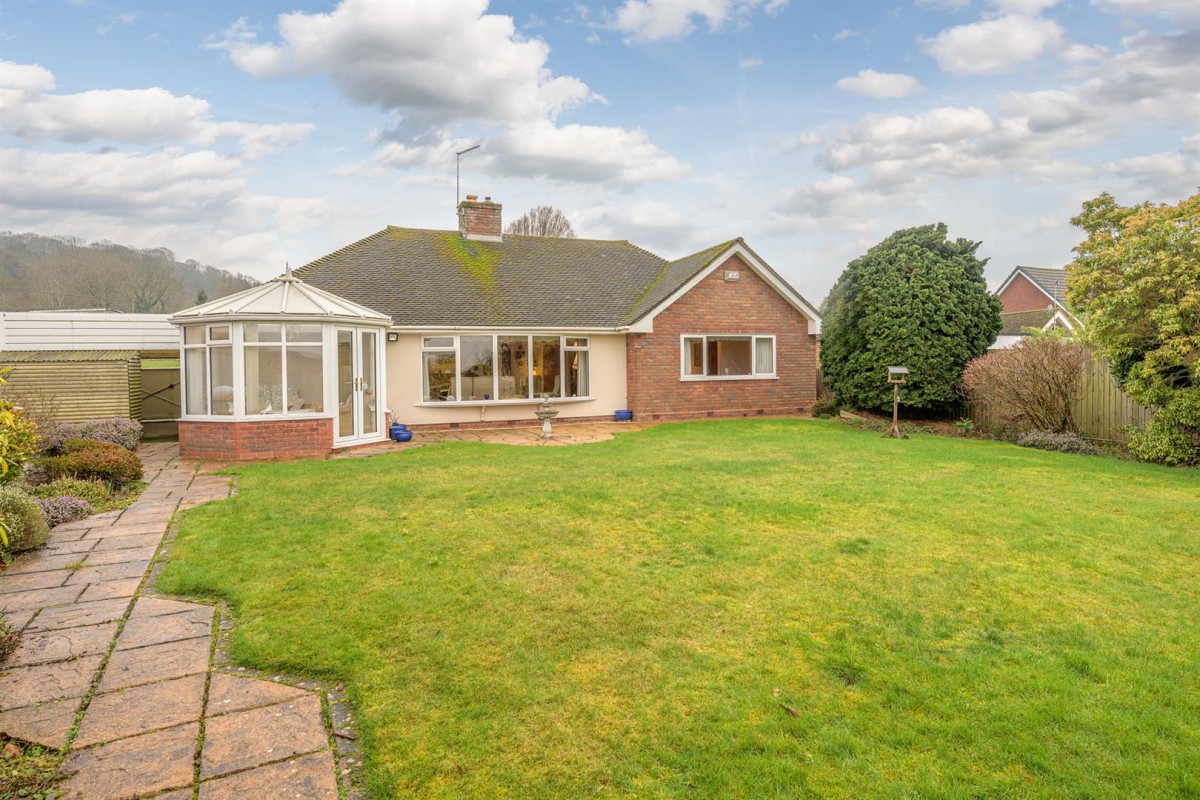 Meadows Reach, Pedmore Lane, Stourbridge, DY9 0SY