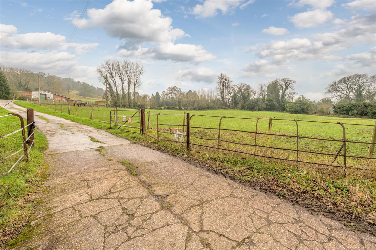 Meadows Reach, Pedmore Lane, Stourbridge, DY9 0SY