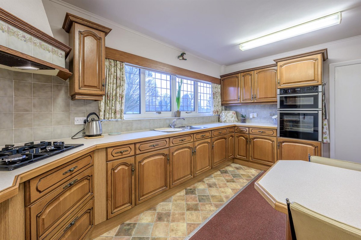 Meadows Reach, Pedmore Lane, Stourbridge, DY9 0SY