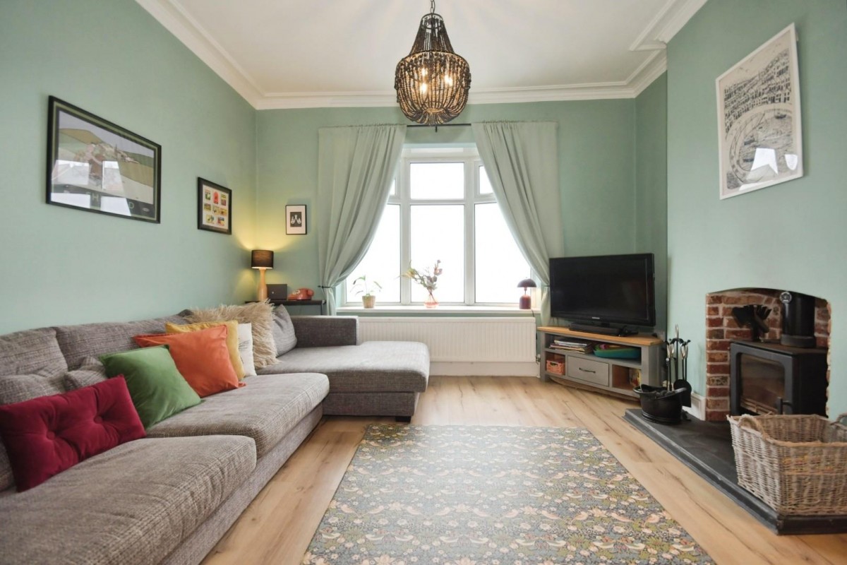 Ashgate Road, Ashgate, Chesterfield, S40 4AP