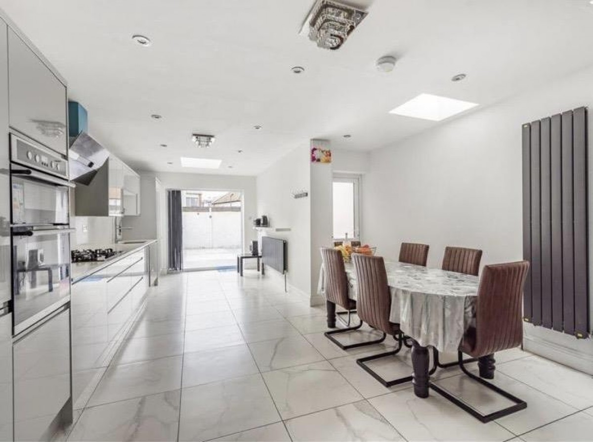 Mordaunt Road, London