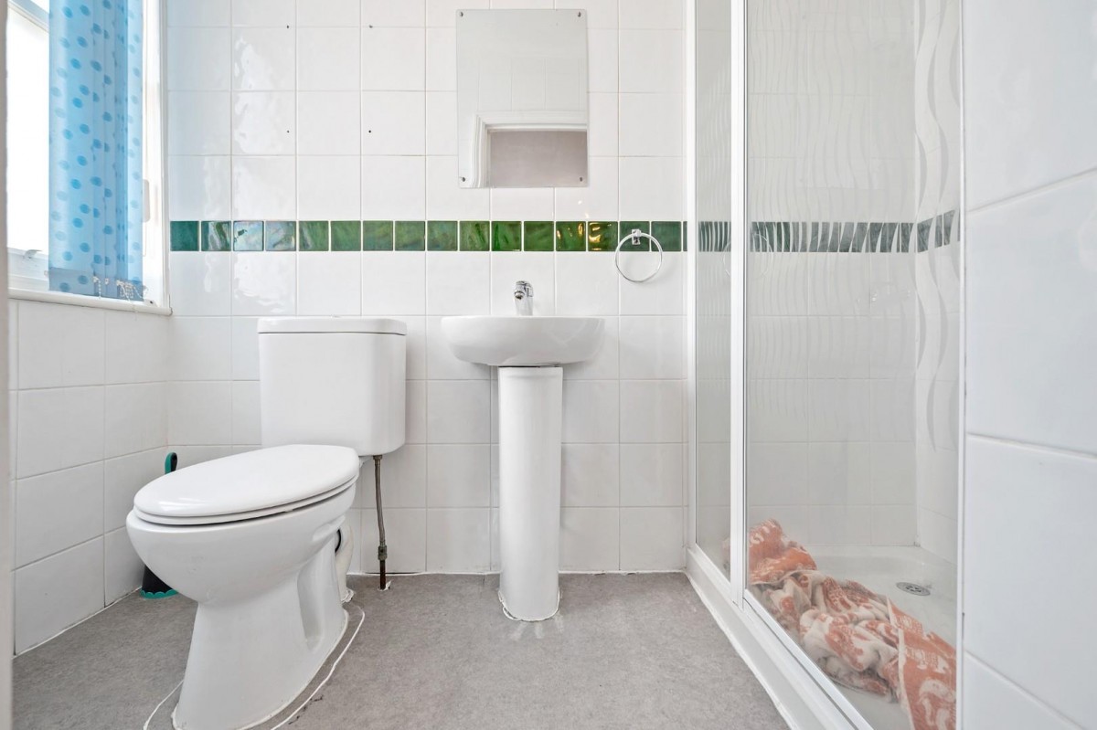 Clissold Crescent, London, N16