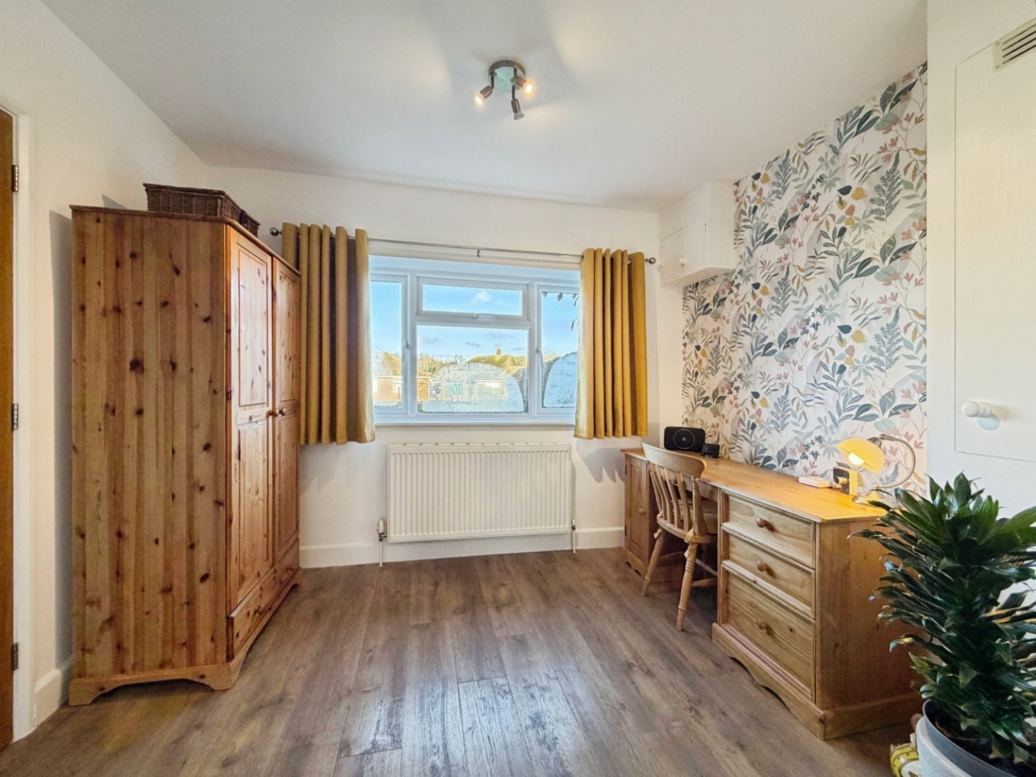 ST. MICHAELS, TENTERDEN