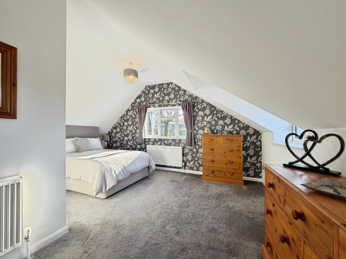 ST. MICHAELS, TENTERDEN