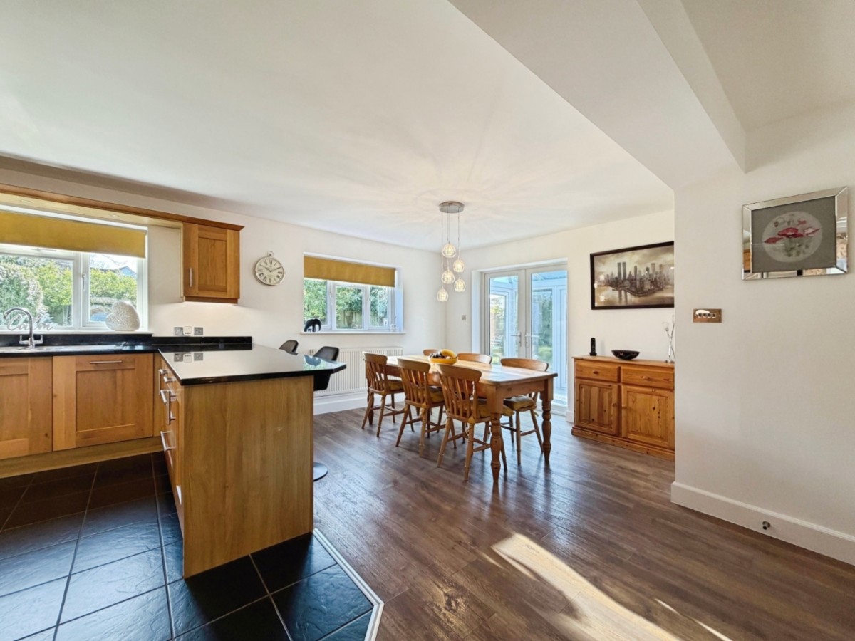 ST. MICHAELS, TENTERDEN