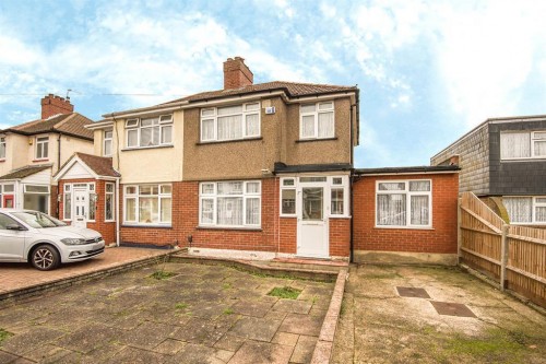 Cranford Drive, Hayes, Middlesex, UB3 4LB