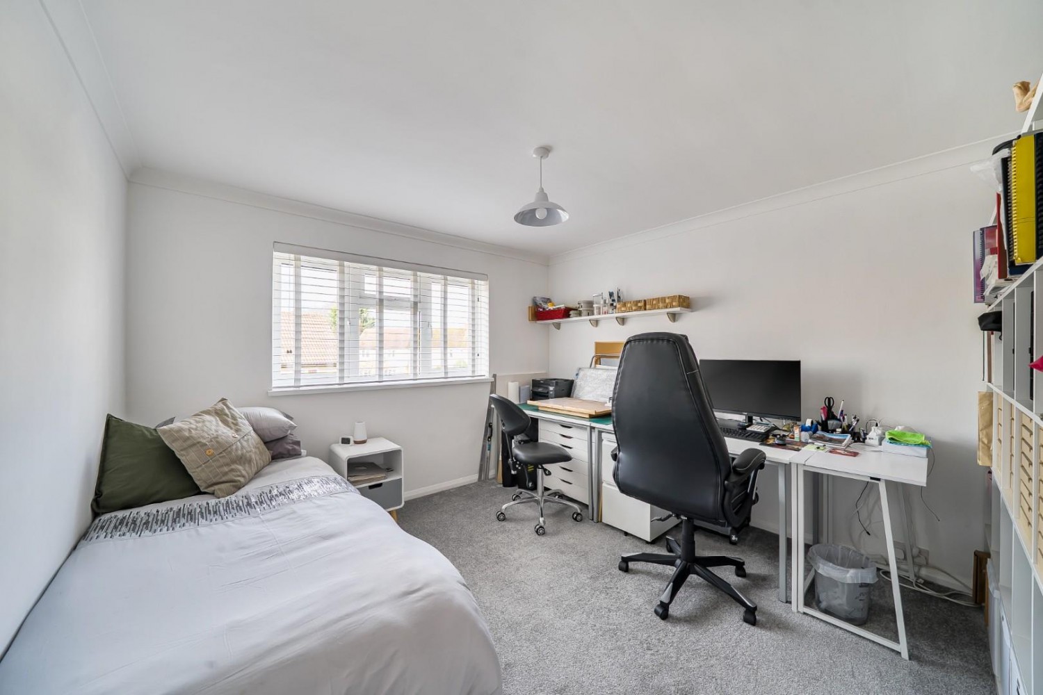 Summerfields, Henstridge