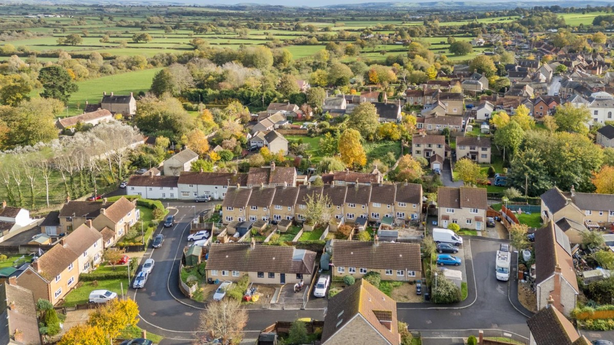 Summerfields, Henstridge