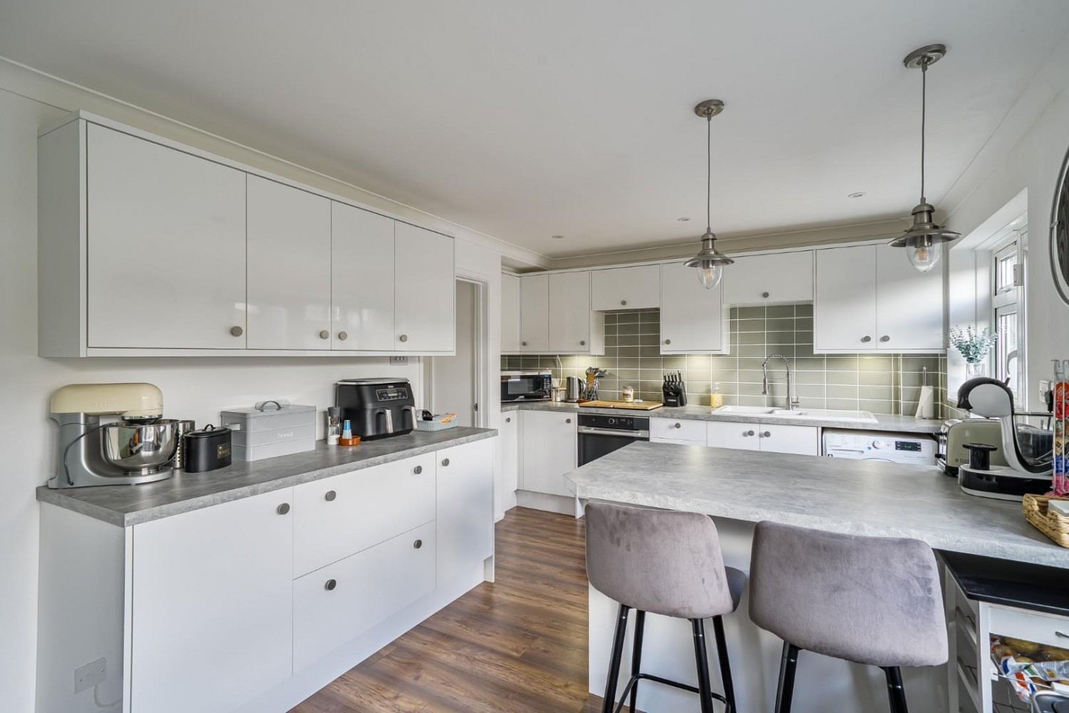 Summerfields, Henstridge