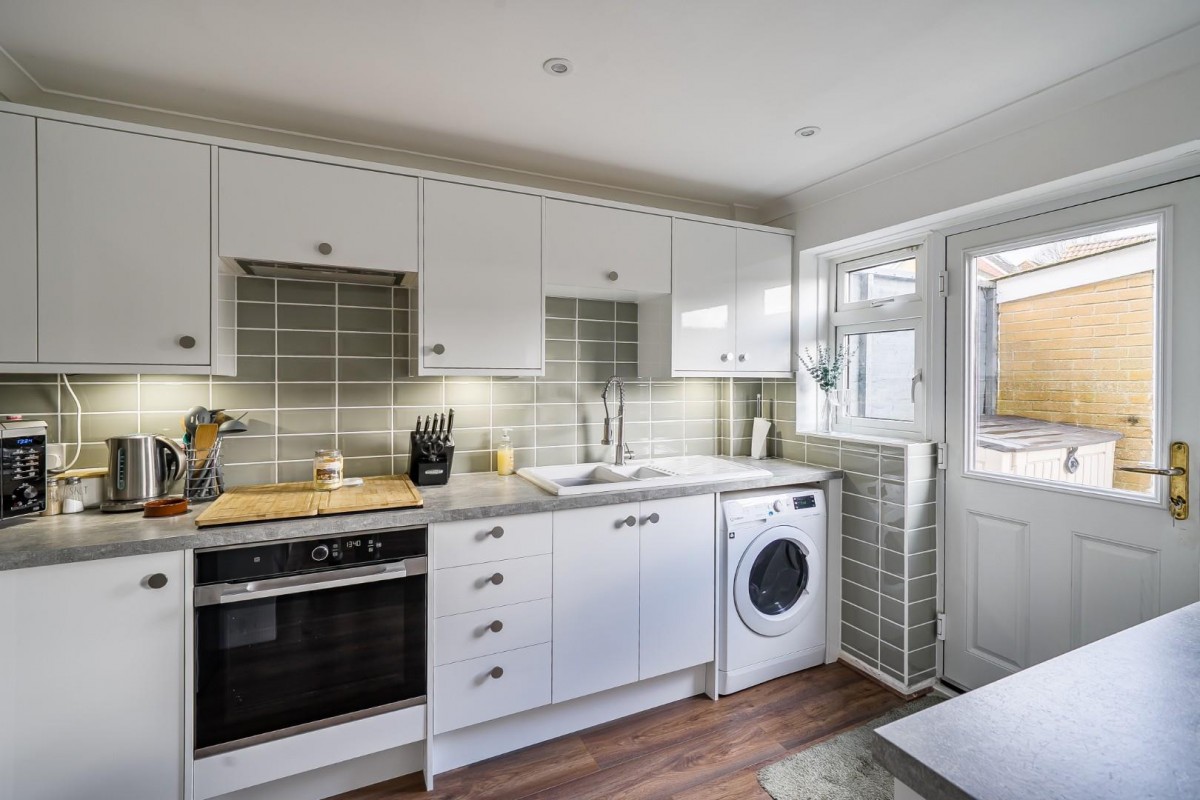 Summerfields, Henstridge