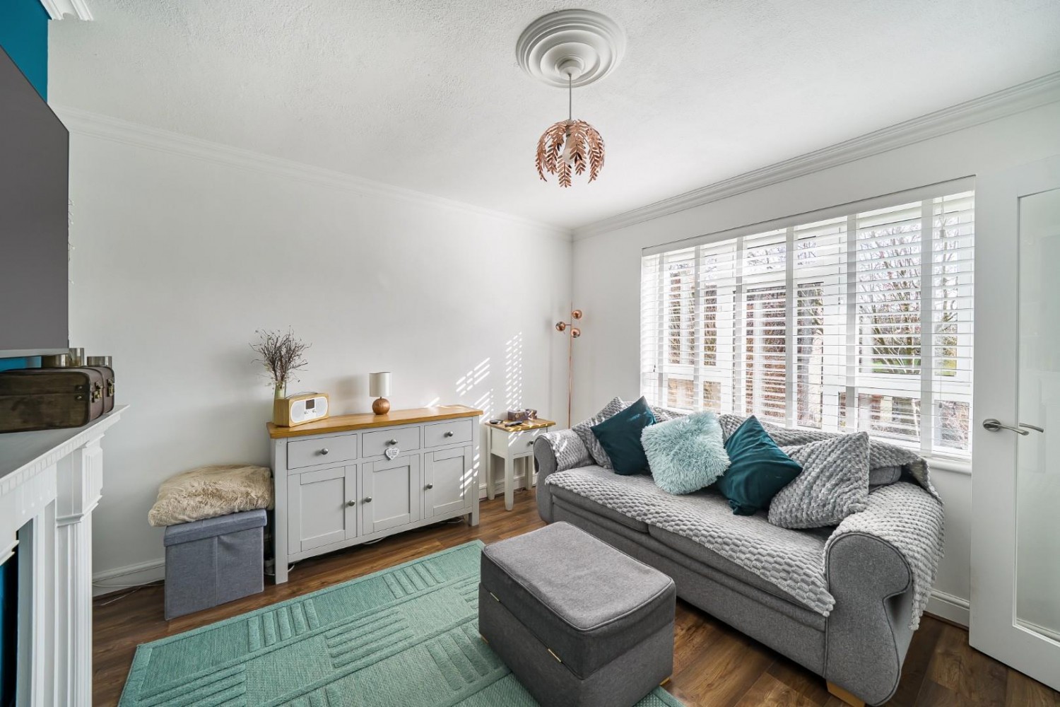 Summerfields, Henstridge