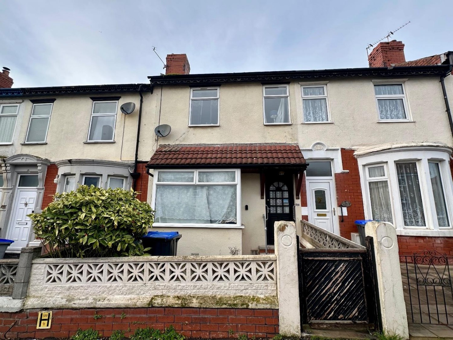 Bela Grove, Blackpool