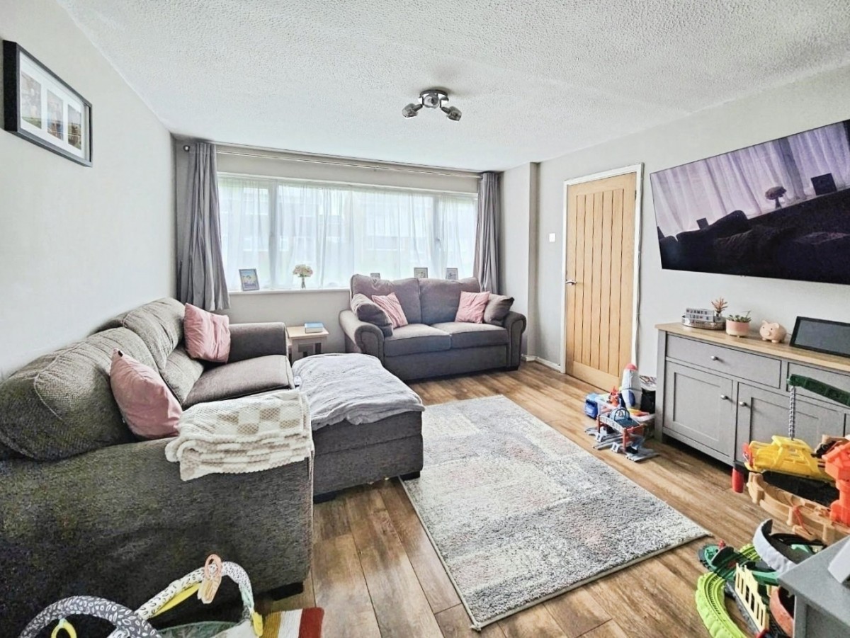 Willow Close, Charfield, Wotton-Under-Edge