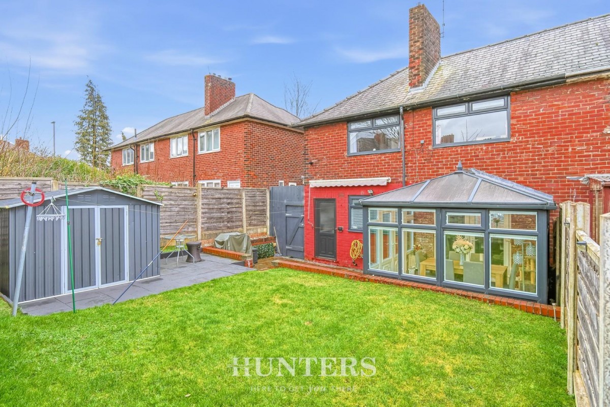 White Moss Road, Manchester, M9