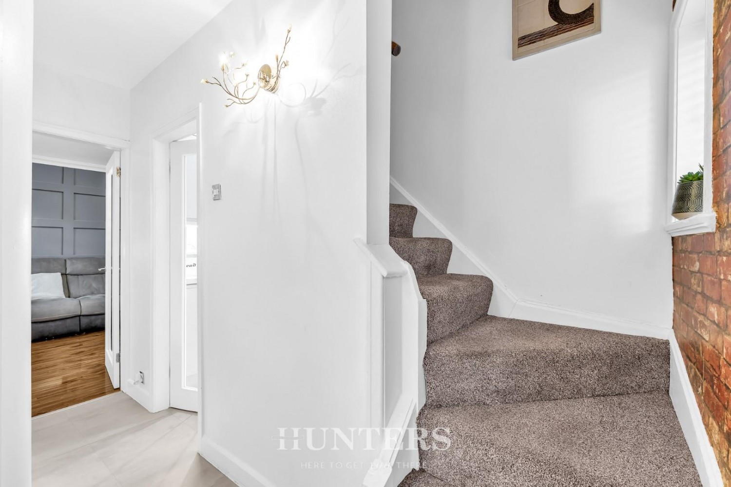 White Moss Road, Manchester, M9