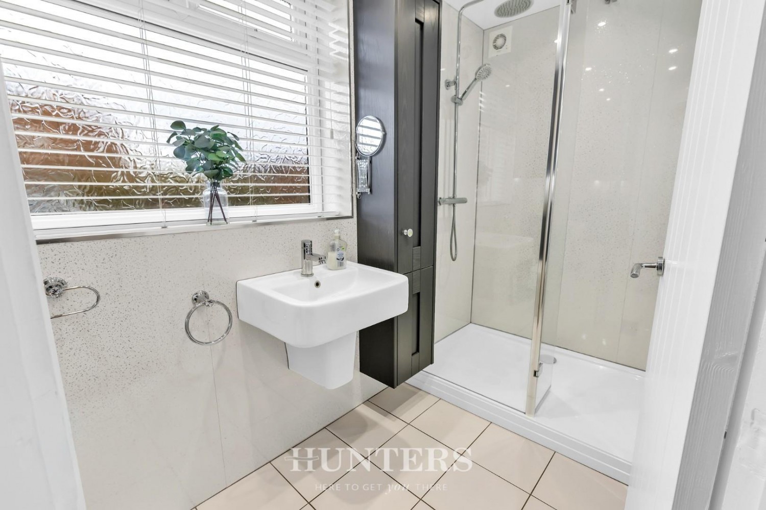 White Moss Road, Manchester, M9