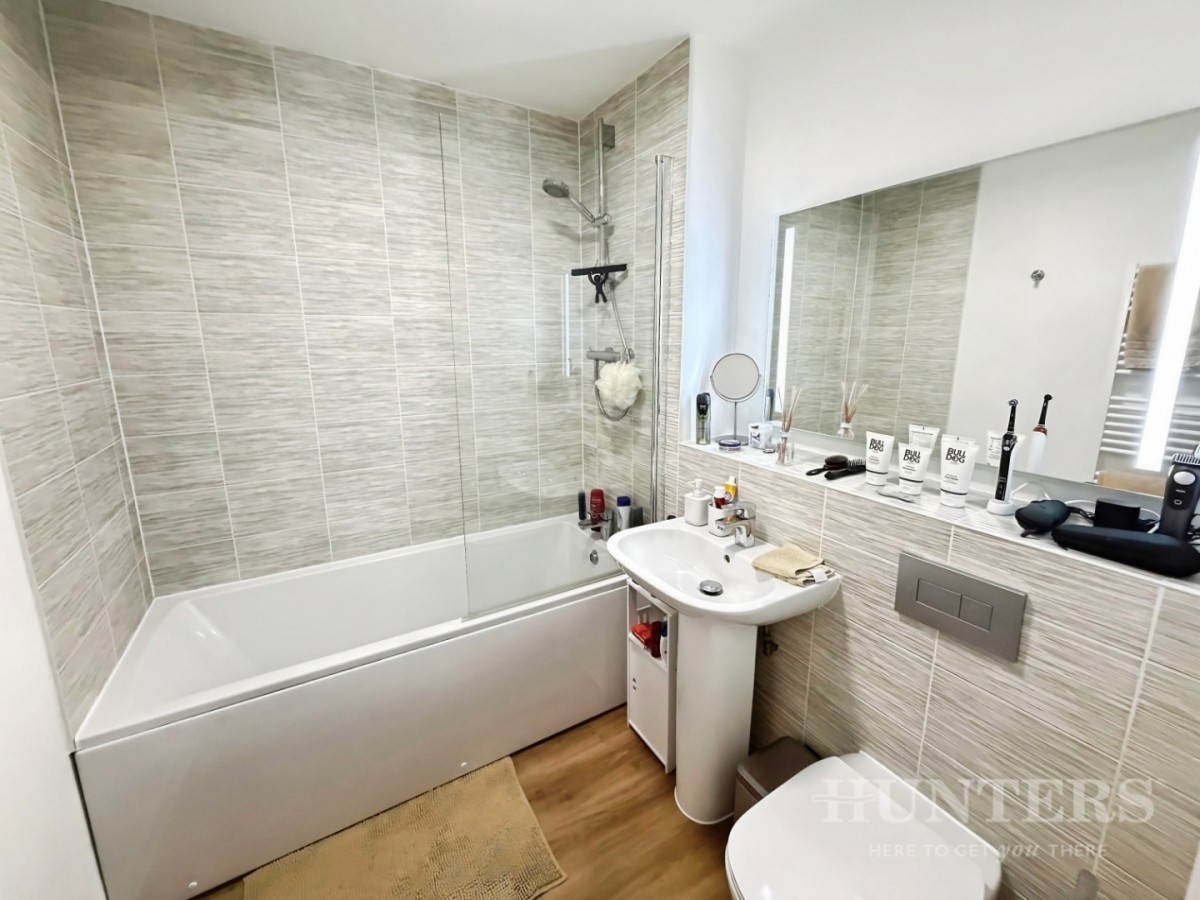 Thread Street, Hackbridge