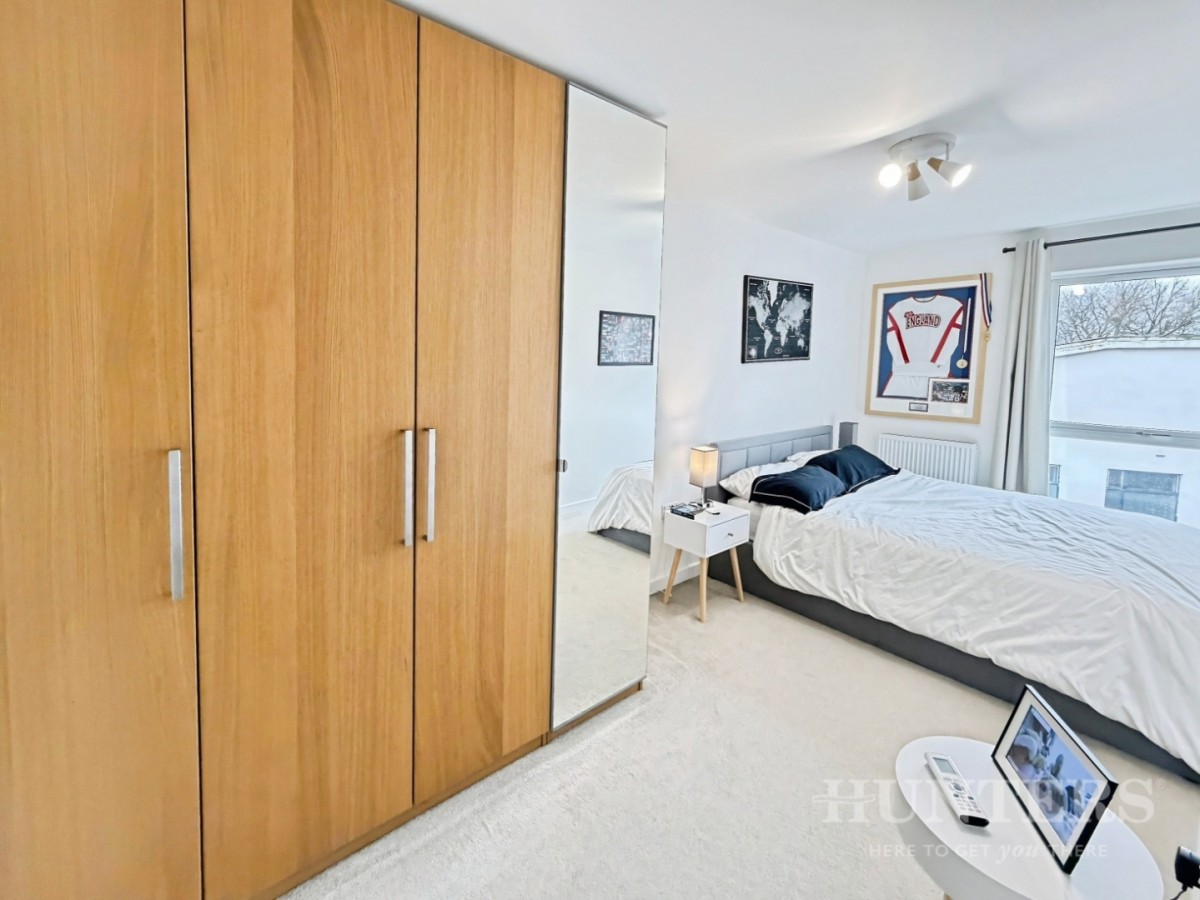 Thread Street, Hackbridge