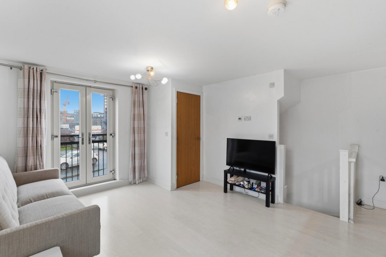 Holts Crest Way, Leeds, West Yorkshire