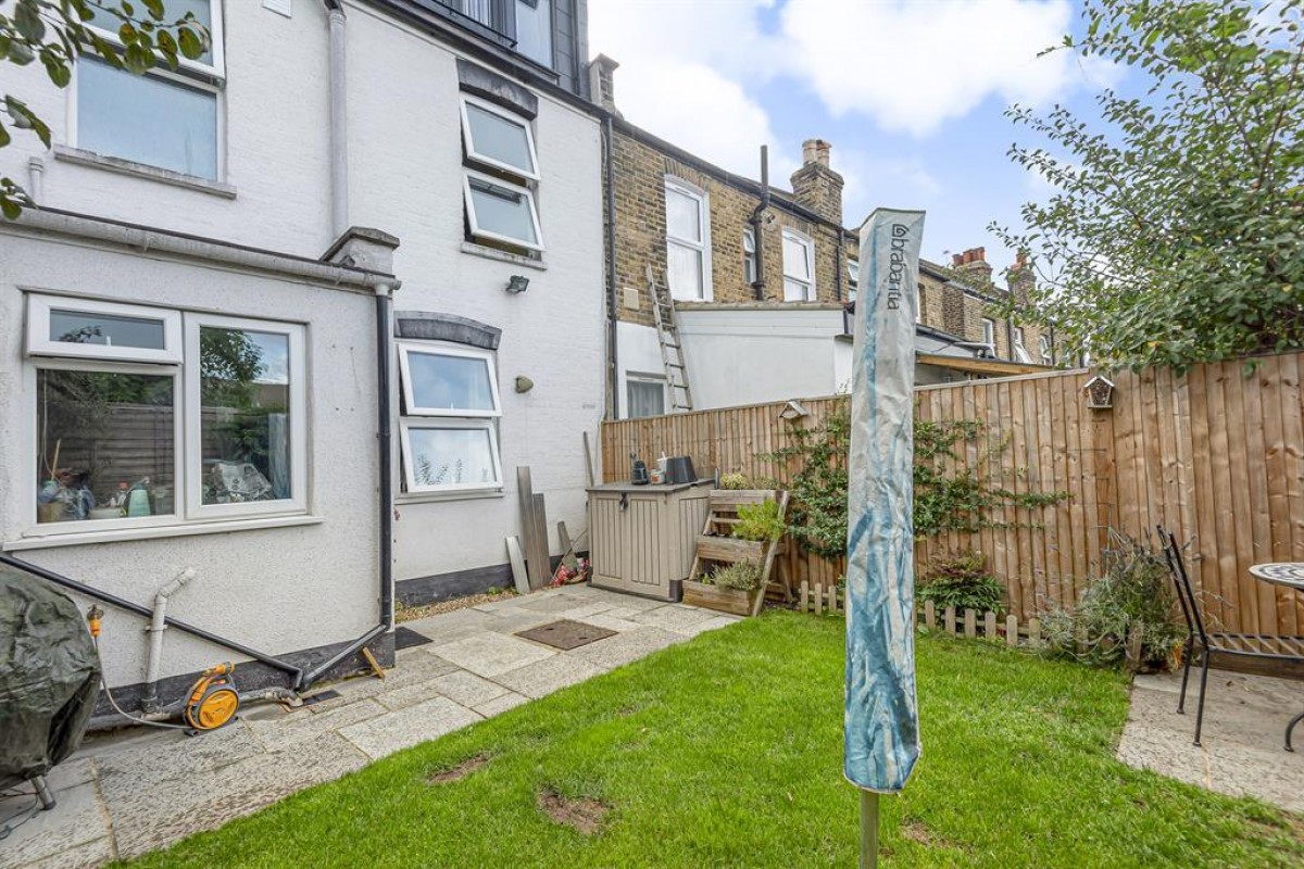 Sangley Road, London, SE6 2DY