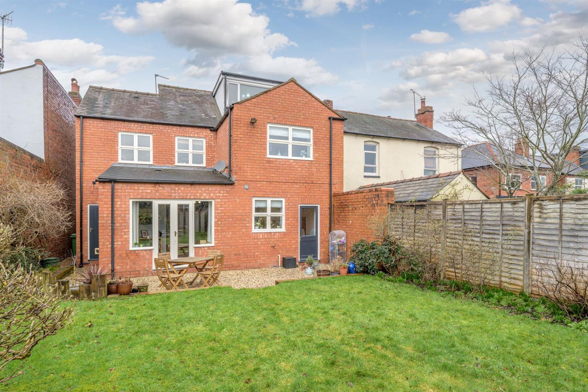 South Avenue, Old Quarter, Norton, Stourbridge, DY8 3XY