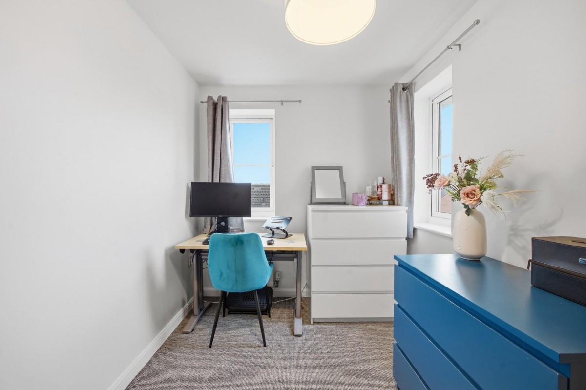 Tarnock Avenue, Bristol