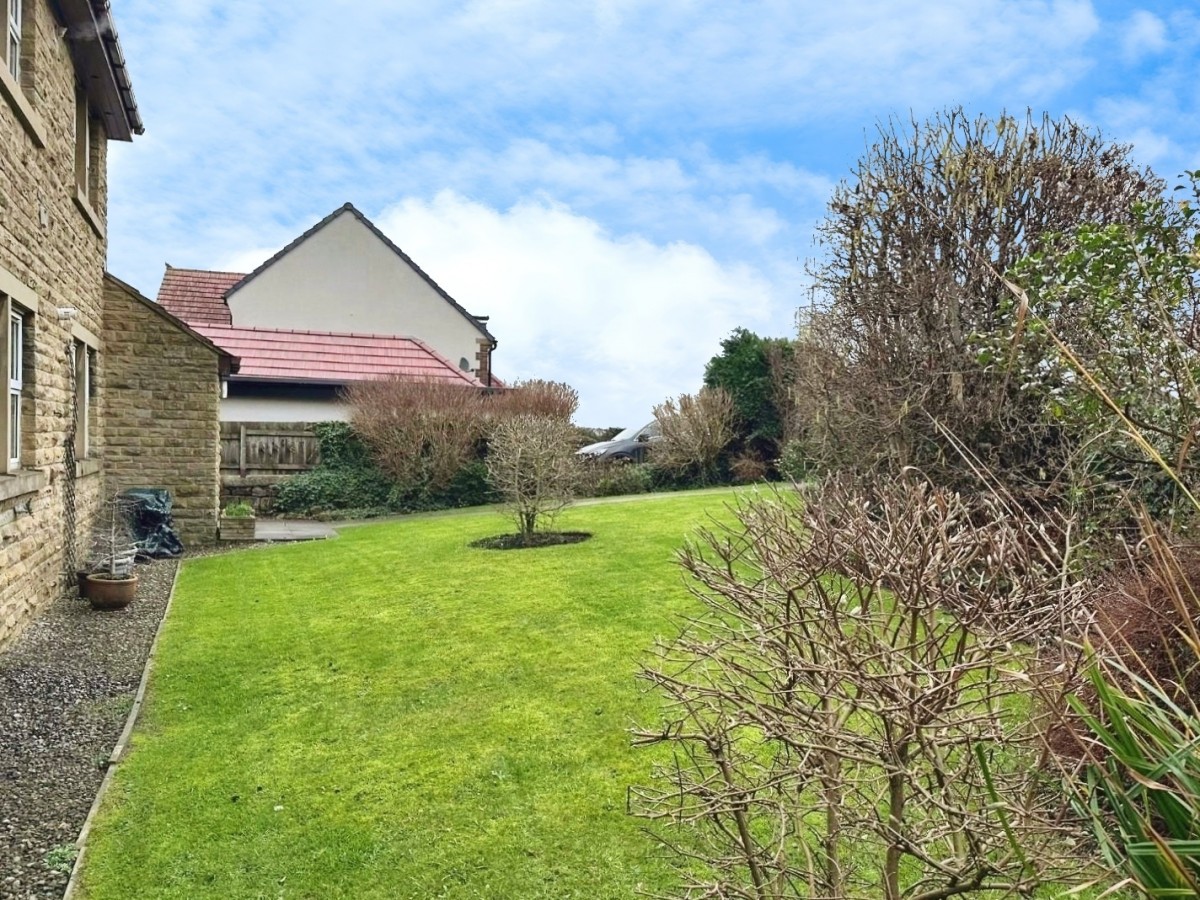 Elmete Grange, Menston, LS29