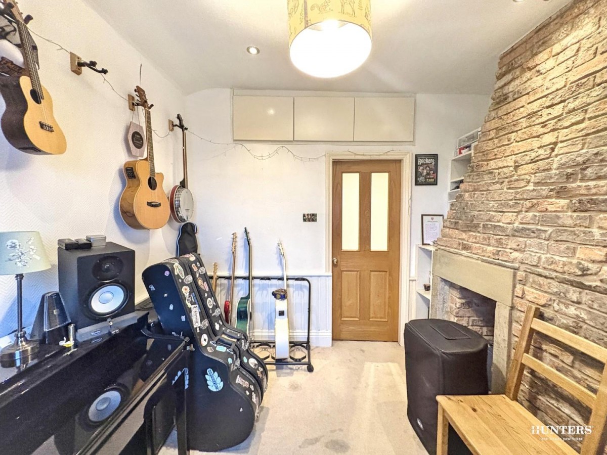 High Street, Thornhill, Dewsbury