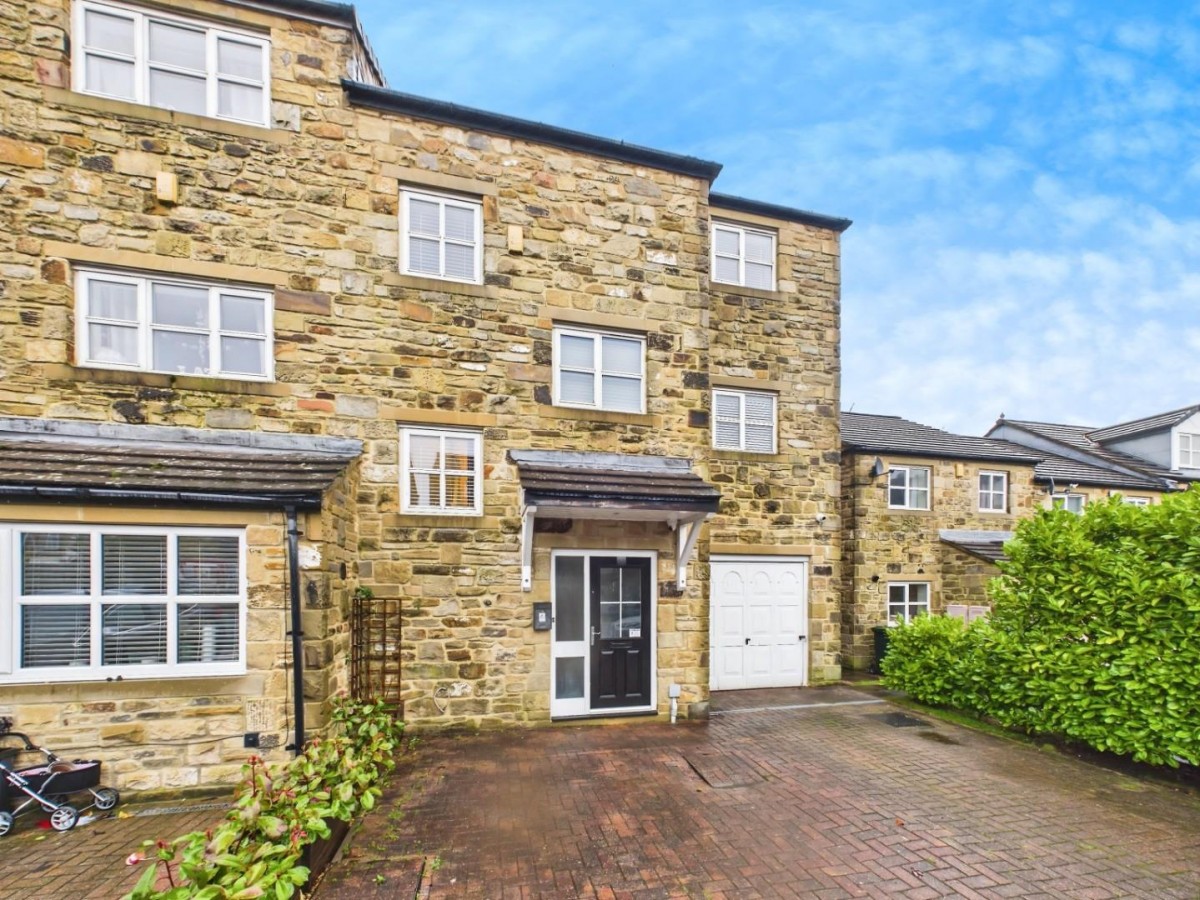 Pepper Hill Lea, Keighley, BD22 7AQ