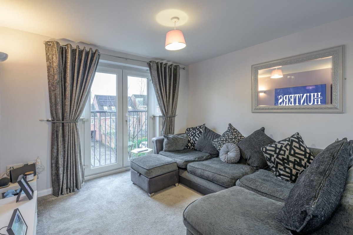 Thunderbolt Way, Tipton