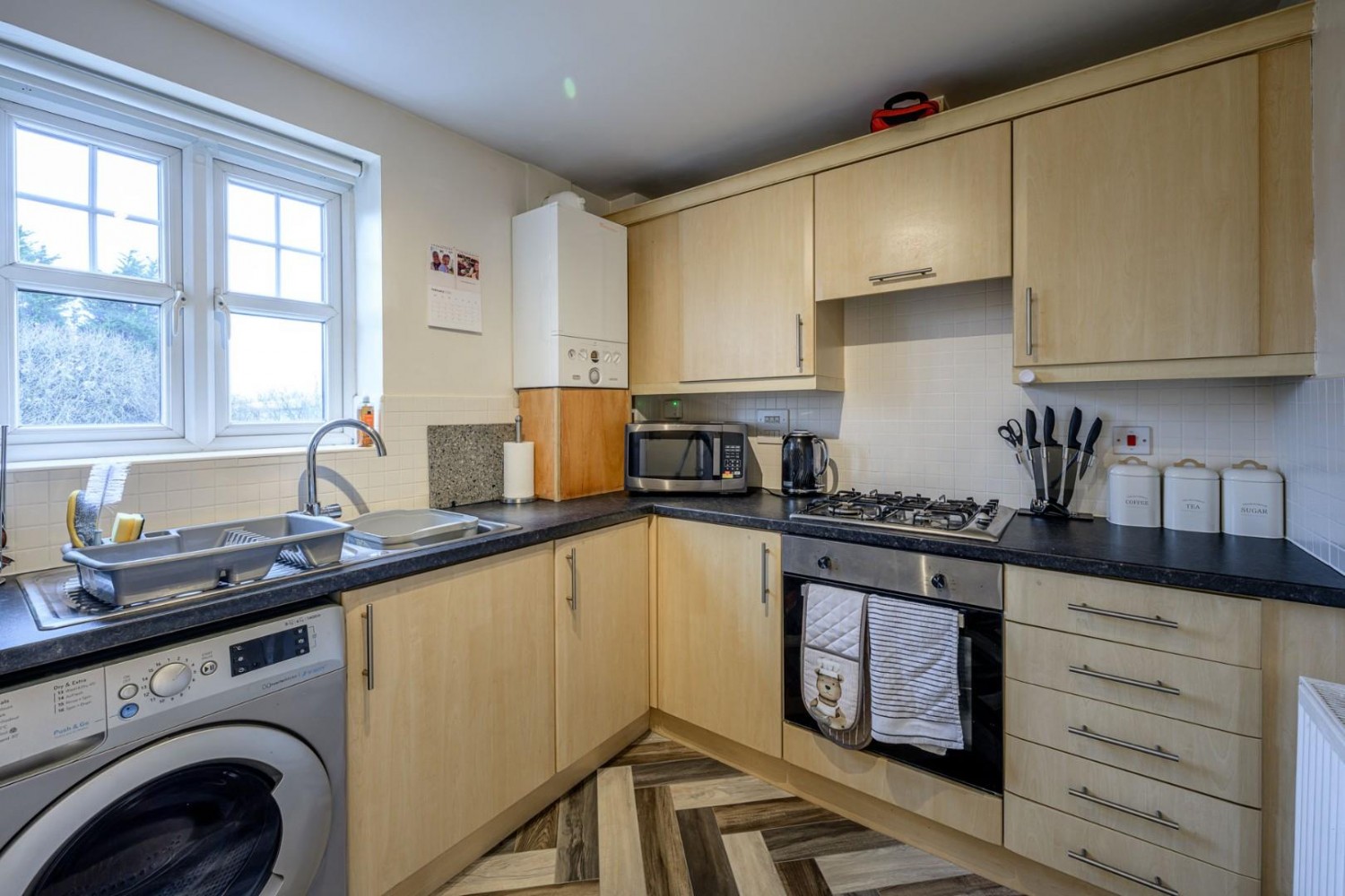 Thunderbolt Way, Tipton