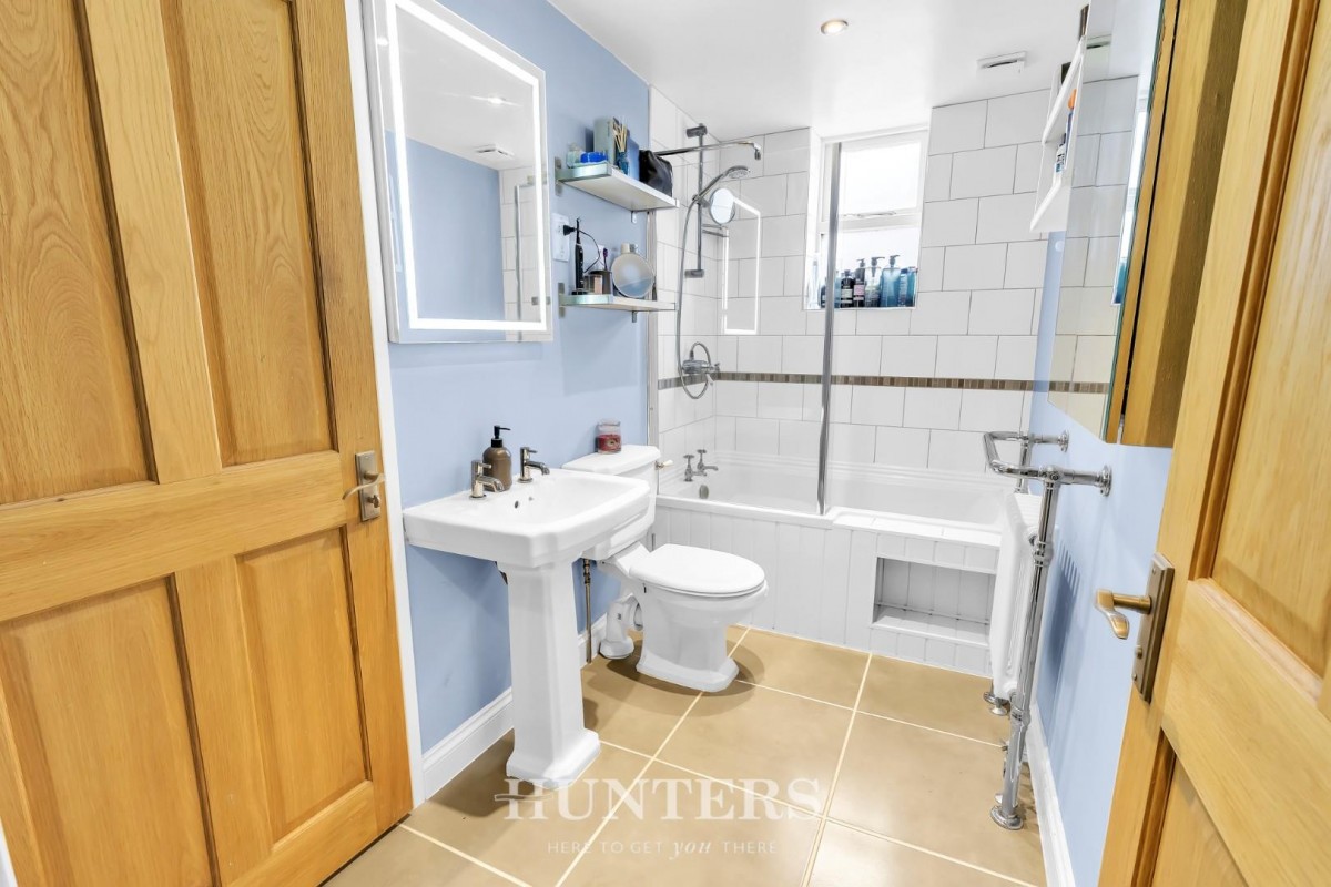 Heaton Street, Middleton M24