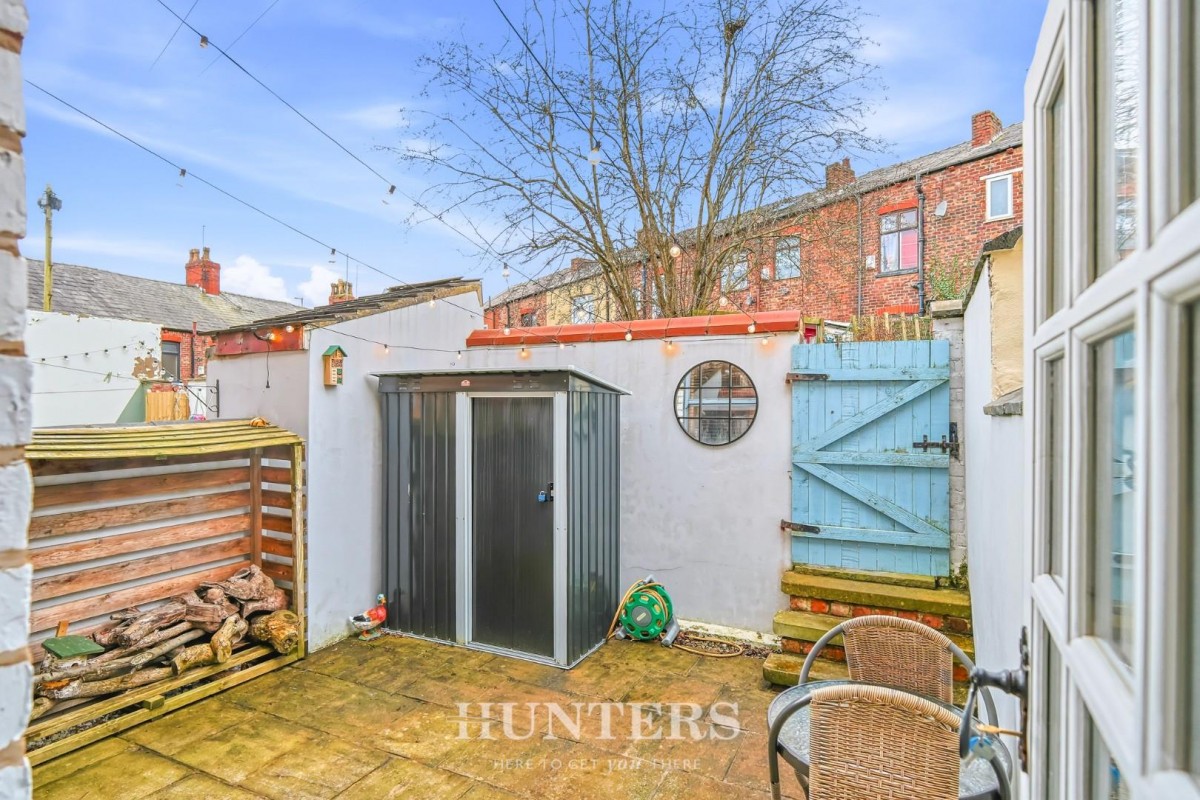 Heaton Street, Middleton M24