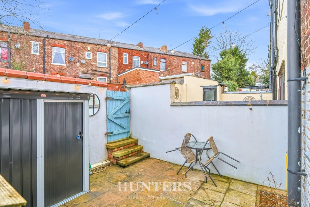 Heaton Street, Middleton M24