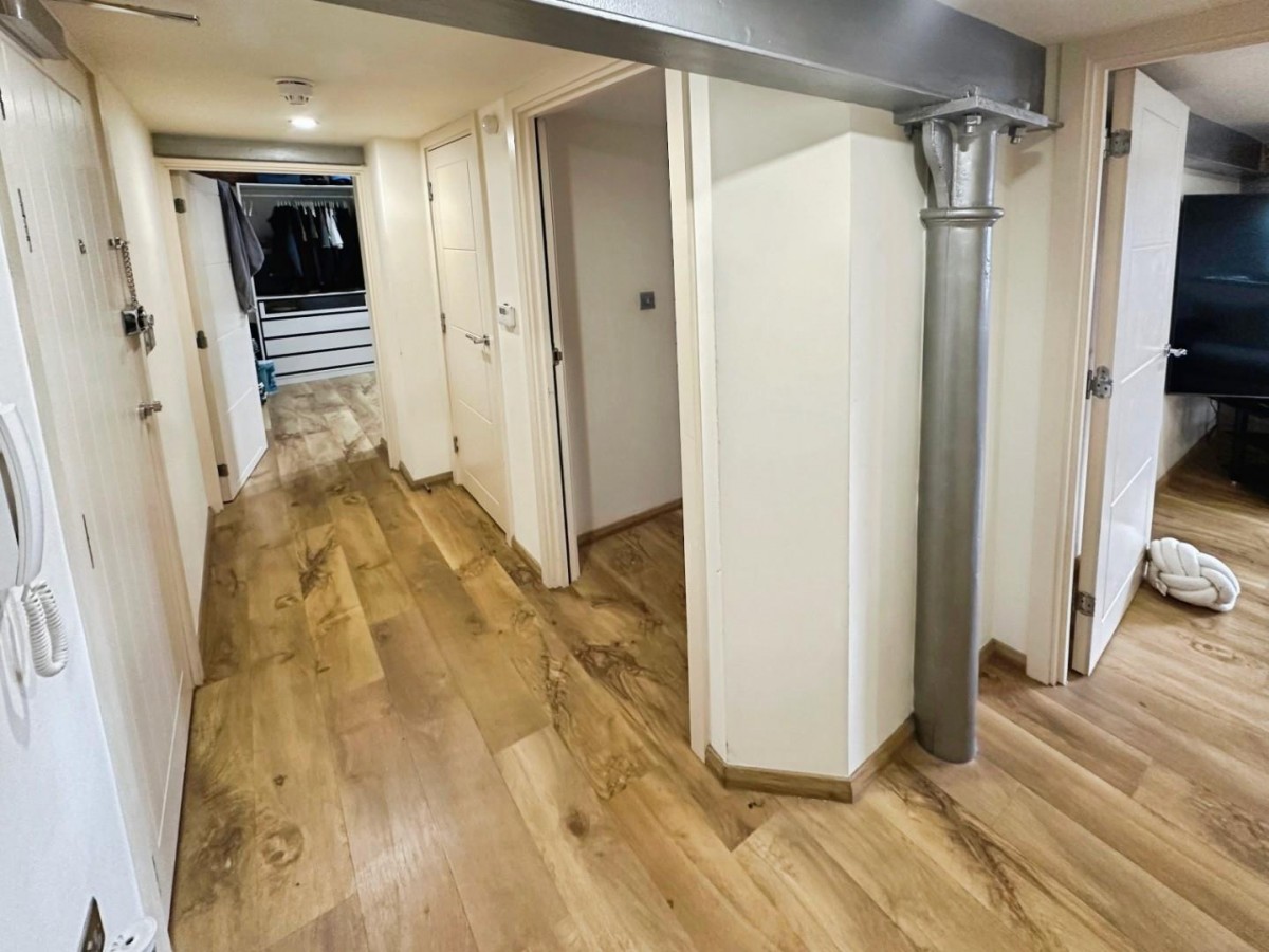 Cairns Close, Lichfield