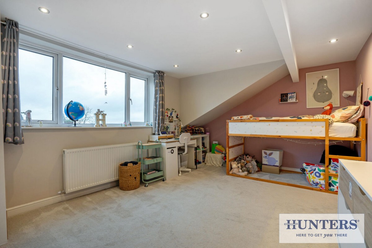 Hawthorn Crescent, Yeadon, Leeds