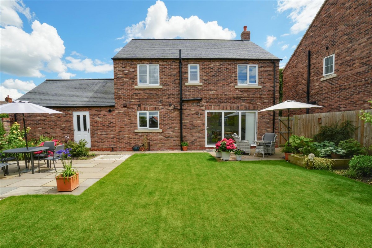 Pond View, Tollerton, York