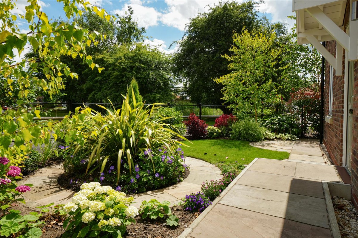Pond View, Tollerton, York