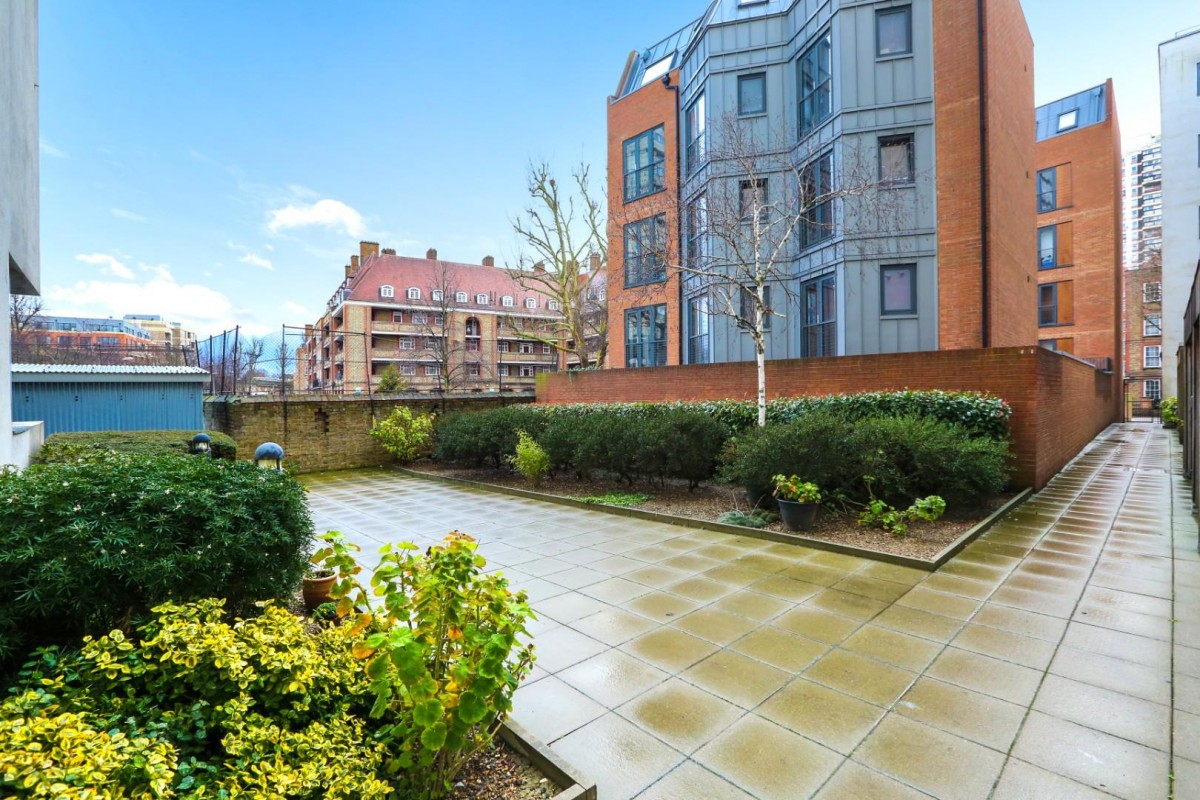 Wyndham Road, London, SE5