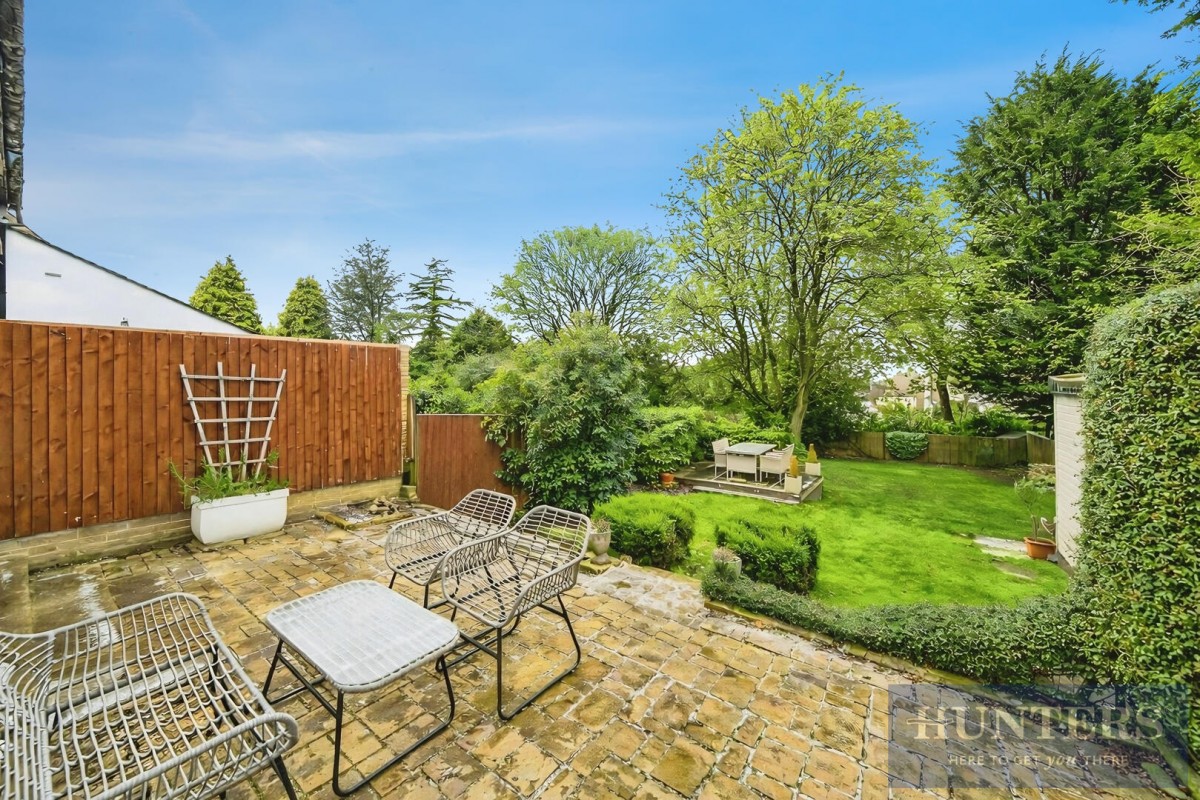 Hawksworth Lane, Guiseley, Leeds