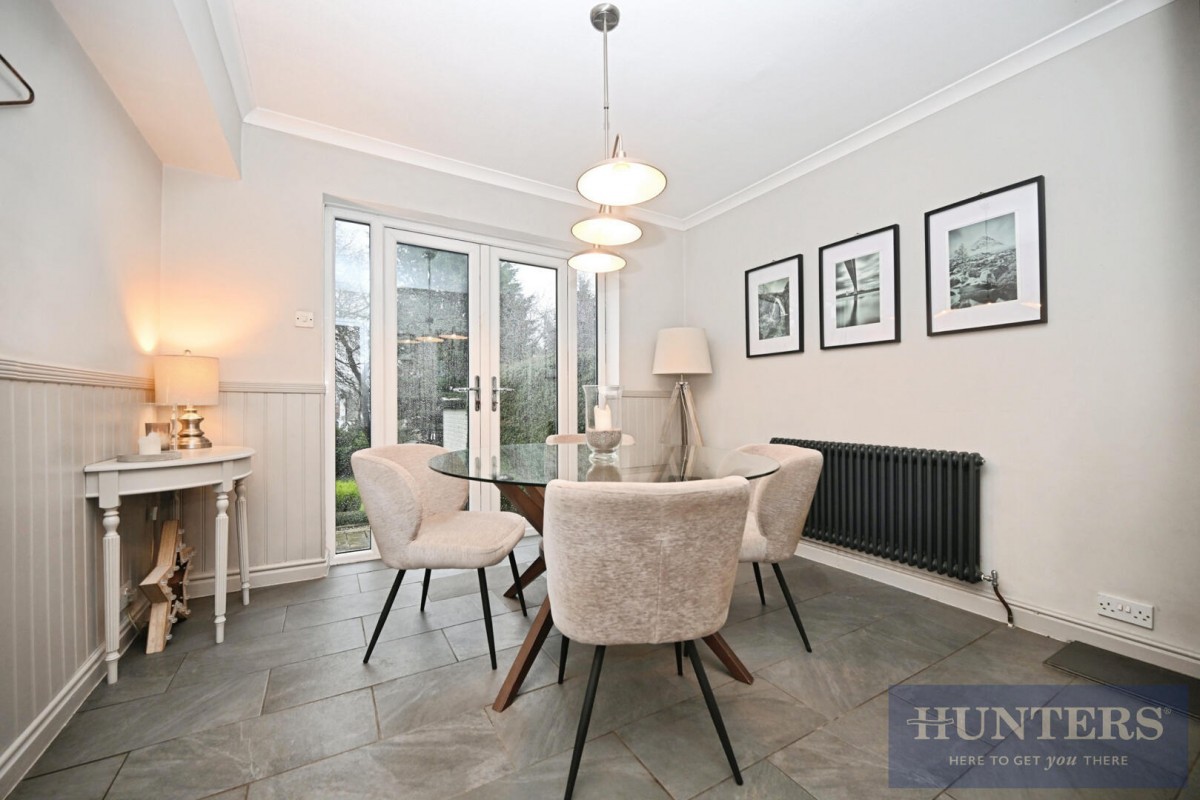 Hawksworth Lane, Guiseley, Leeds